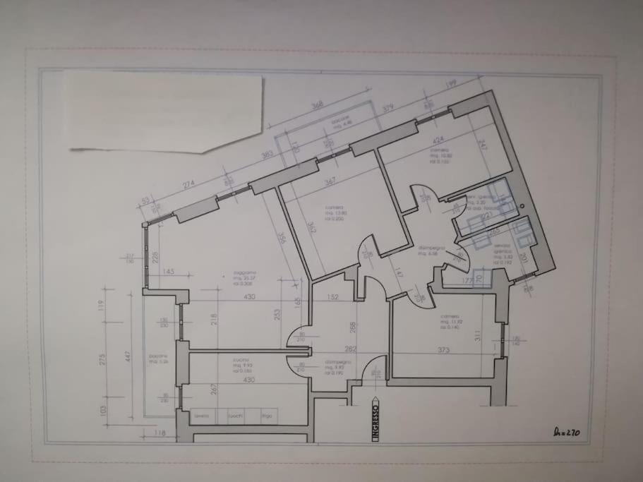 Spazioso Appartamento Sondrio Buitenkant foto